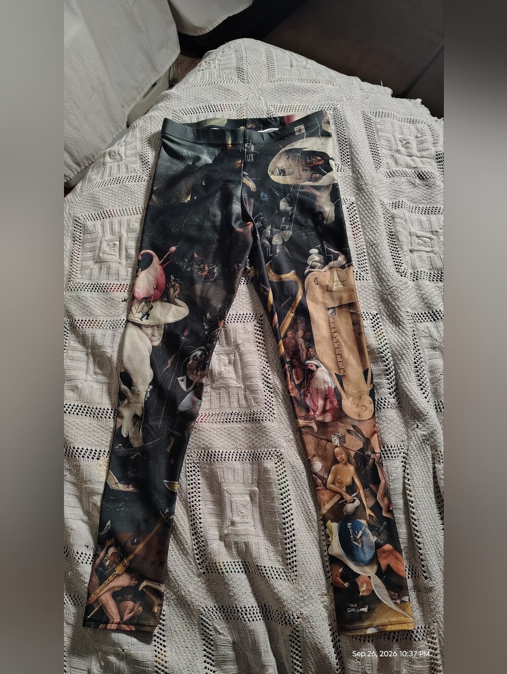 The garden of earthly delights - hieronymus bosch - printed leggings